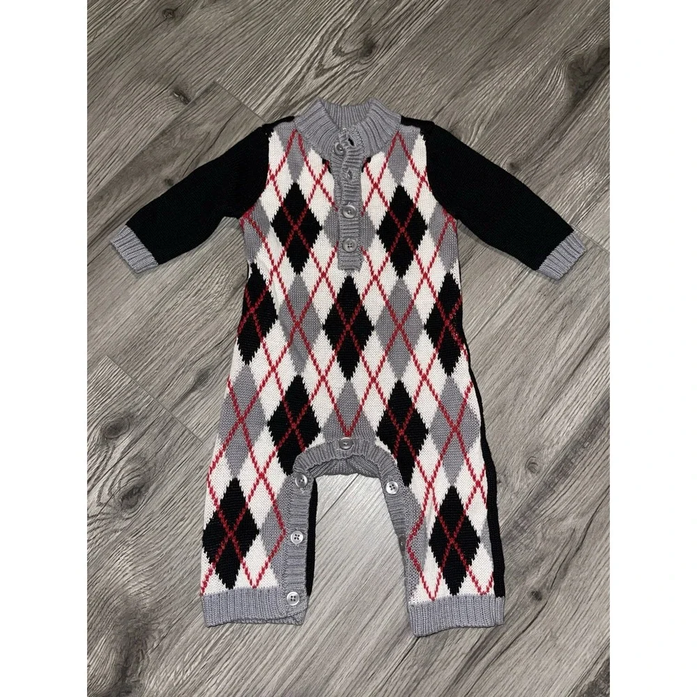 Vintage‎ Old Navy Baby Size 3-6 Month Argyle One Piece Sweater Outfit
